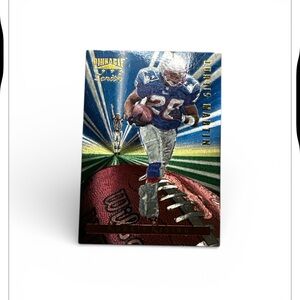 Trading Card with Blue and Red Accents of Curtis Martin RC 2/18 mint